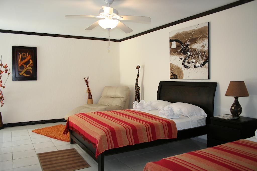 Tuanis Aparthotel Jaco Phòng bức ảnh