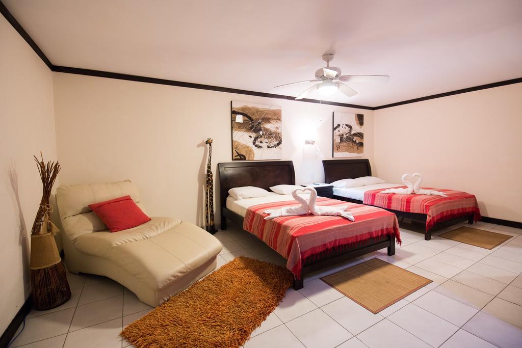Tuanis Aparthotel Jaco Ngoại thất bức ảnh