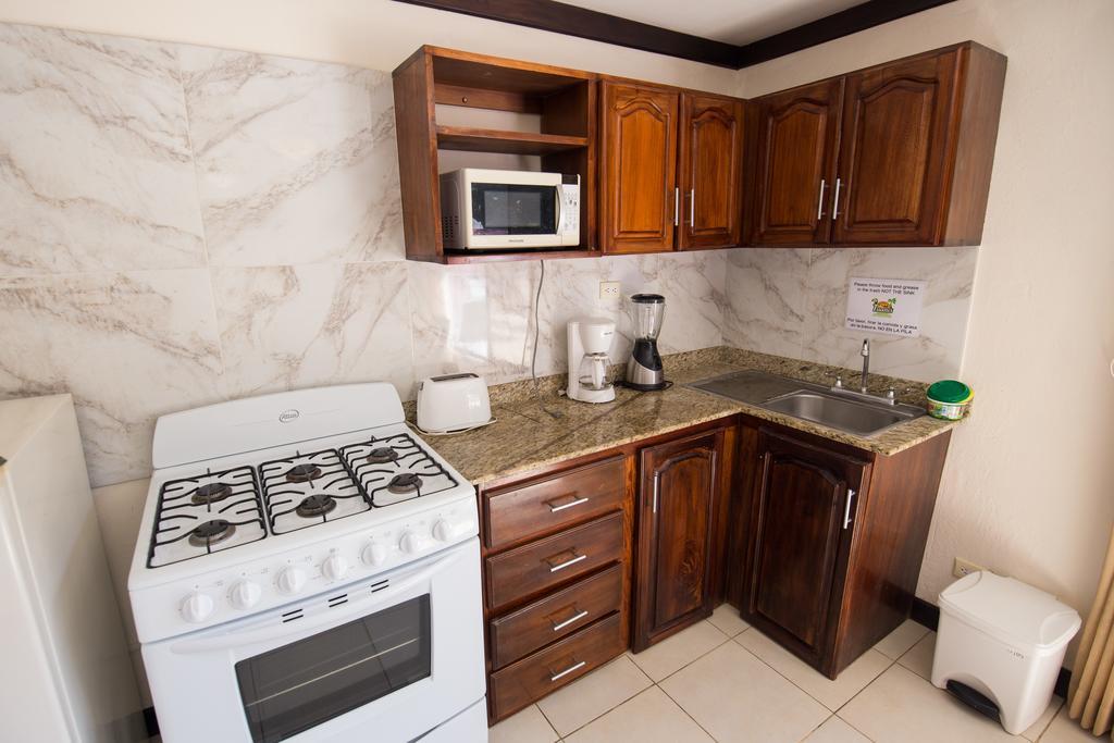 Tuanis Aparthotel Jaco Ngoại thất bức ảnh