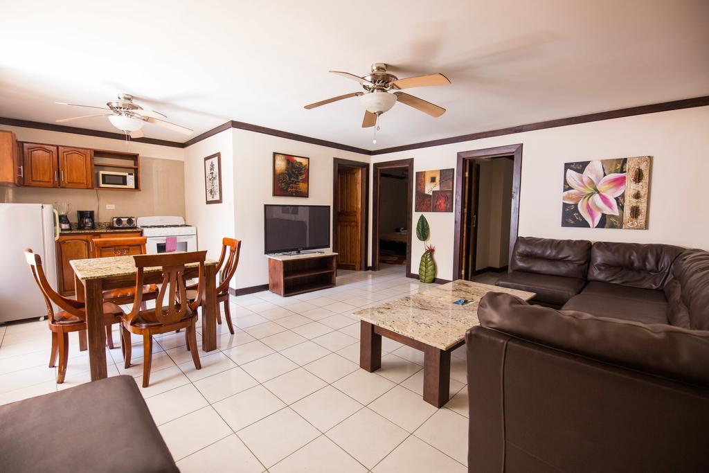 Tuanis Aparthotel Jaco Ngoại thất bức ảnh